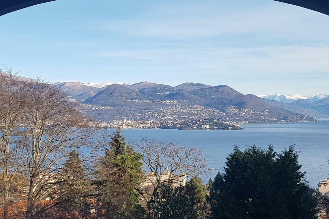 La Tana Del Lupo Stresa Apartment Bagian luar foto
